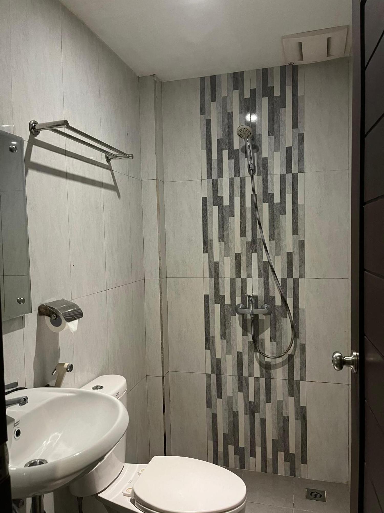 Sintang Bless Hotels מראה חיצוני תמונה
