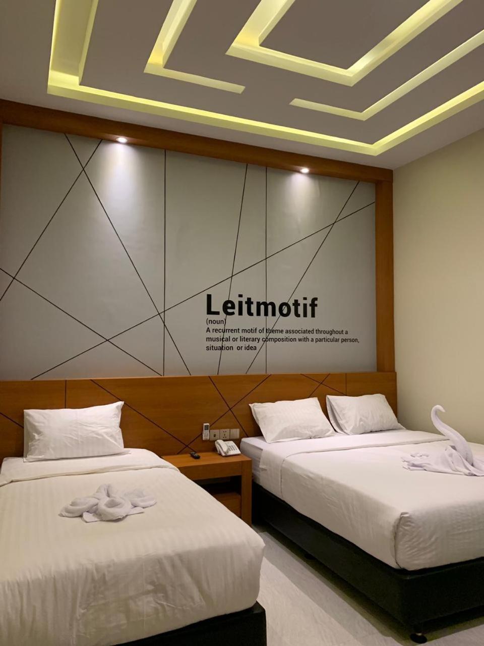Sintang Bless Hotels מראה חיצוני תמונה