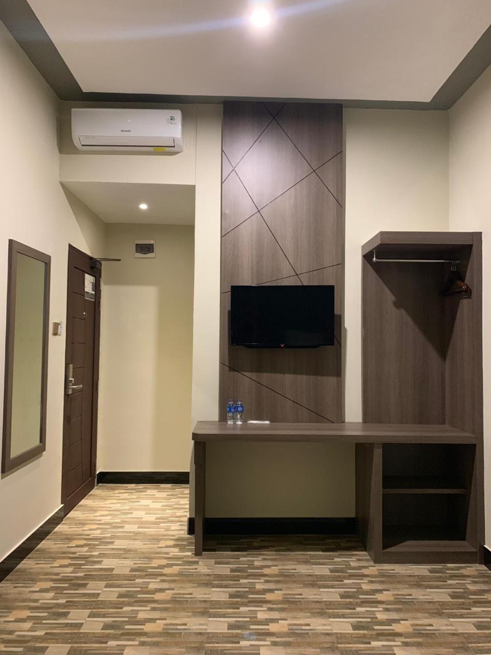 Sintang Bless Hotels מראה חיצוני תמונה
